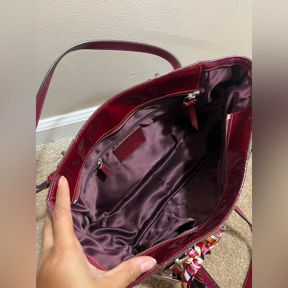 Coach Gallery Red Embossed Patent Leather Tote - Picture 5 of 6